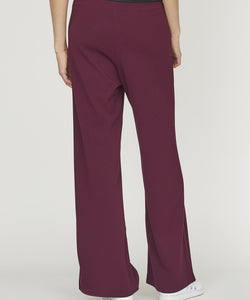 NEAT PANTS - DARK BORDEAUX