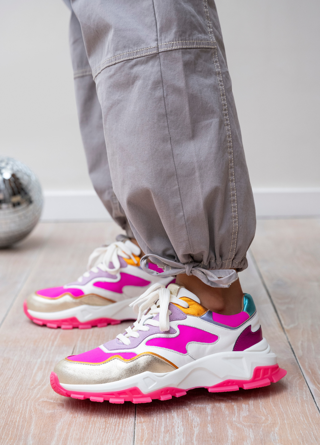 DWRS | CHESTER SNEAKERS - WHITE/NEON PINK