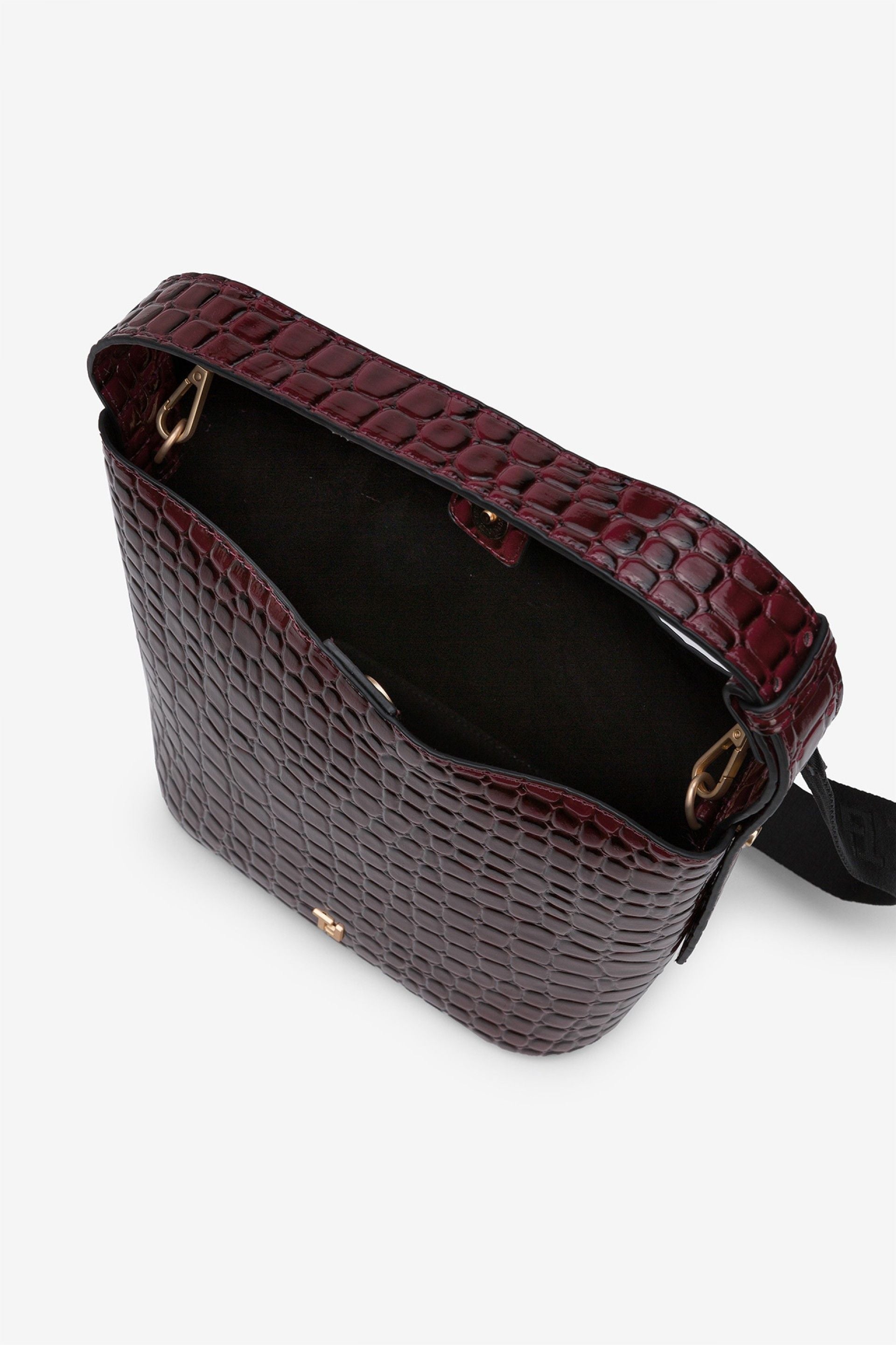 LESIA HANDBAG - TANGO RED