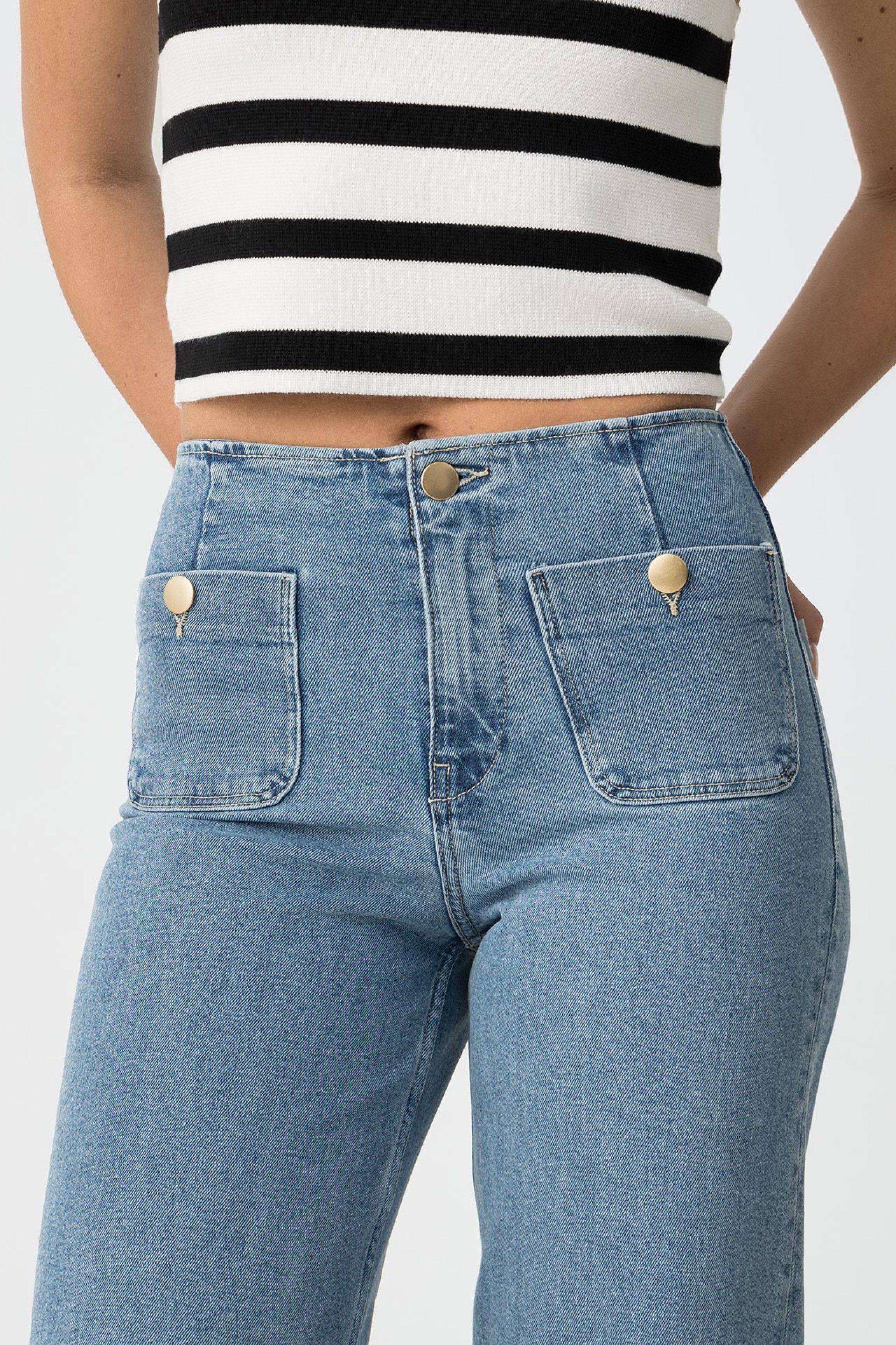 SARAH STRAIGHT JEANS - LIGHT BLUE