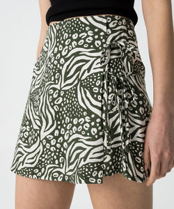PIPA FAUNA SKORT - BURNT OLIVE