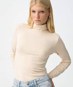 BILBAO BASIC TURTLENECK TOP - OFF WHITE