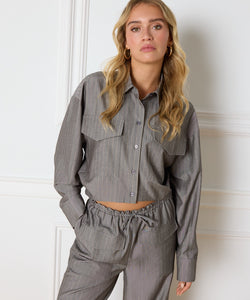 REFINED DEPARTMENT | LYLOE BLOUSE - LIGHT GREY