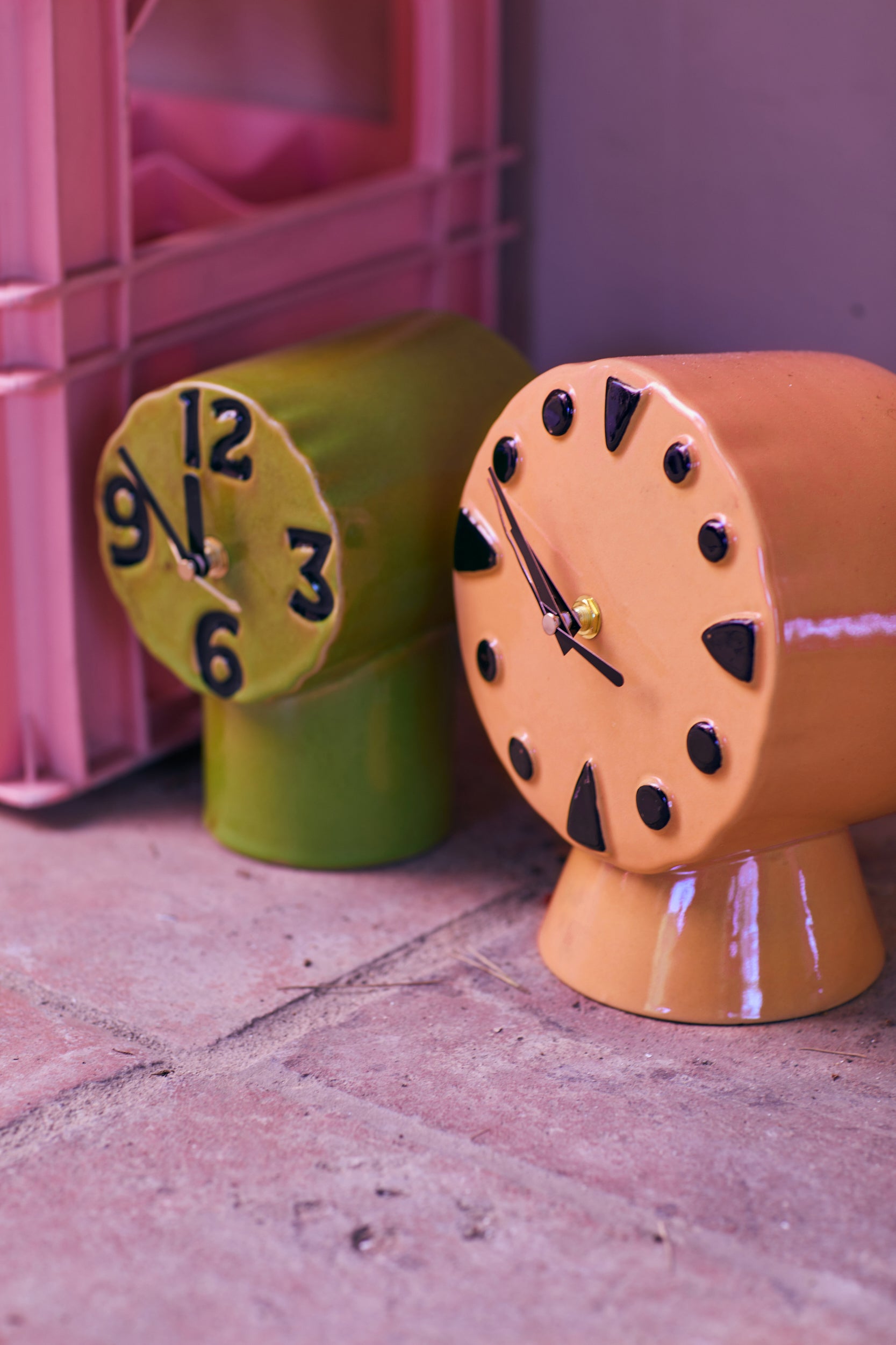 HKliving | RETRO CERAMIC CLOCK - PEACH