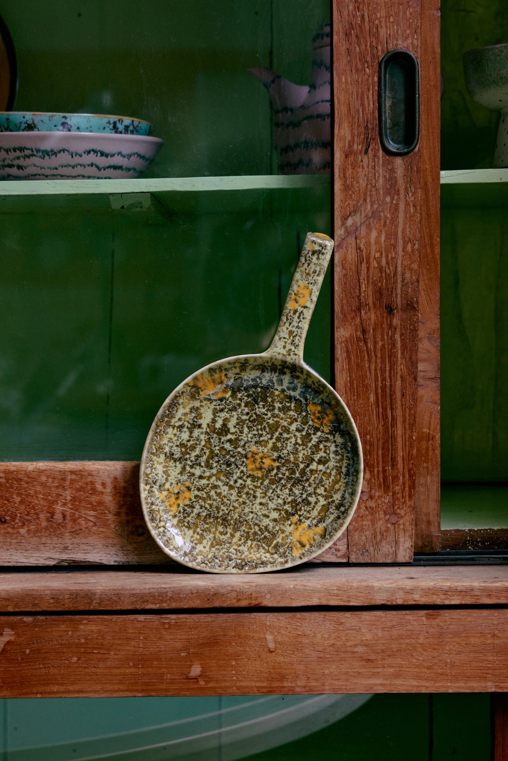 HKliving | 70S CERAMICS: PLATTER - FJORD