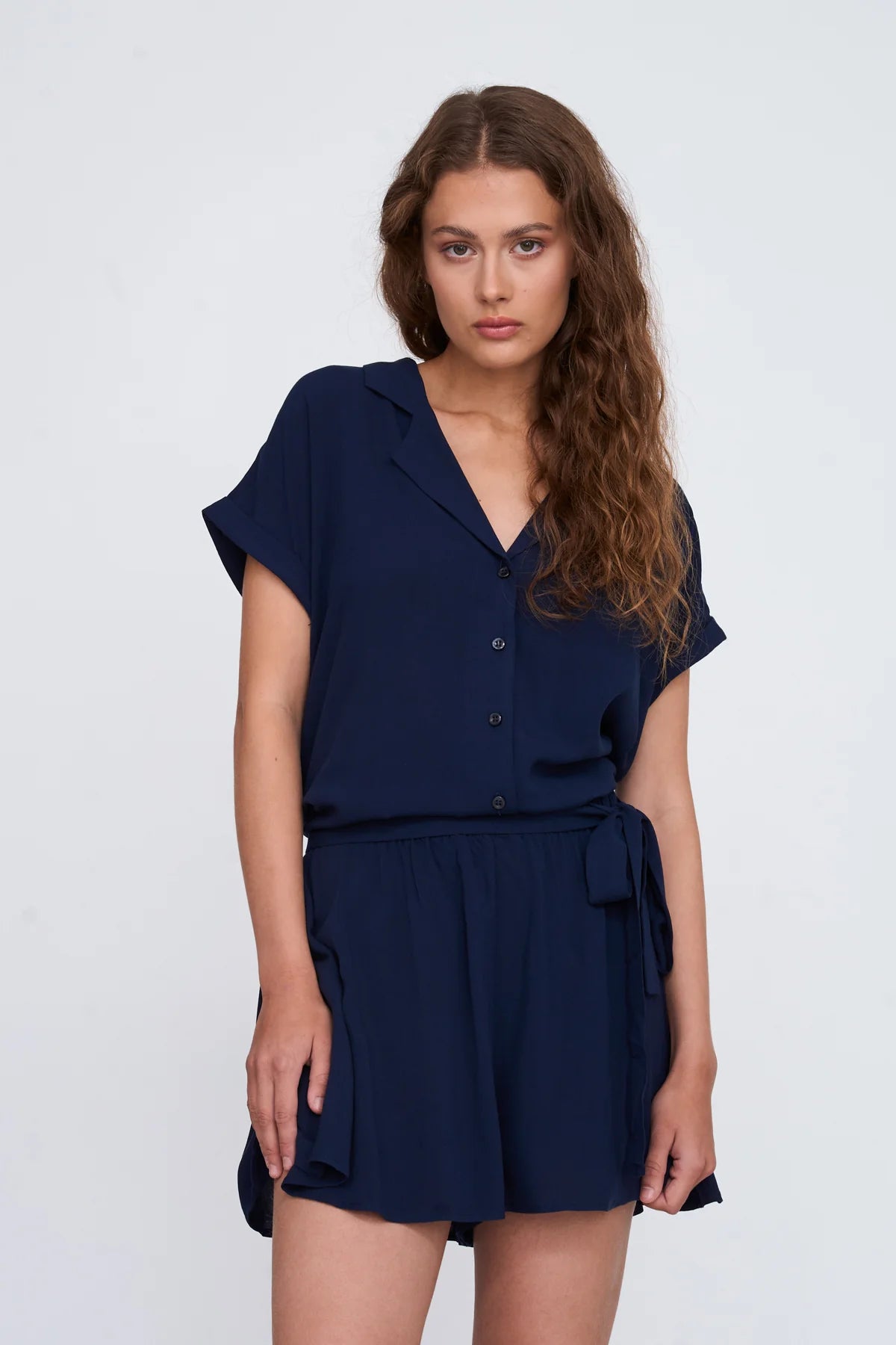PITA V-NECK SS BLOUSE - NAVY
