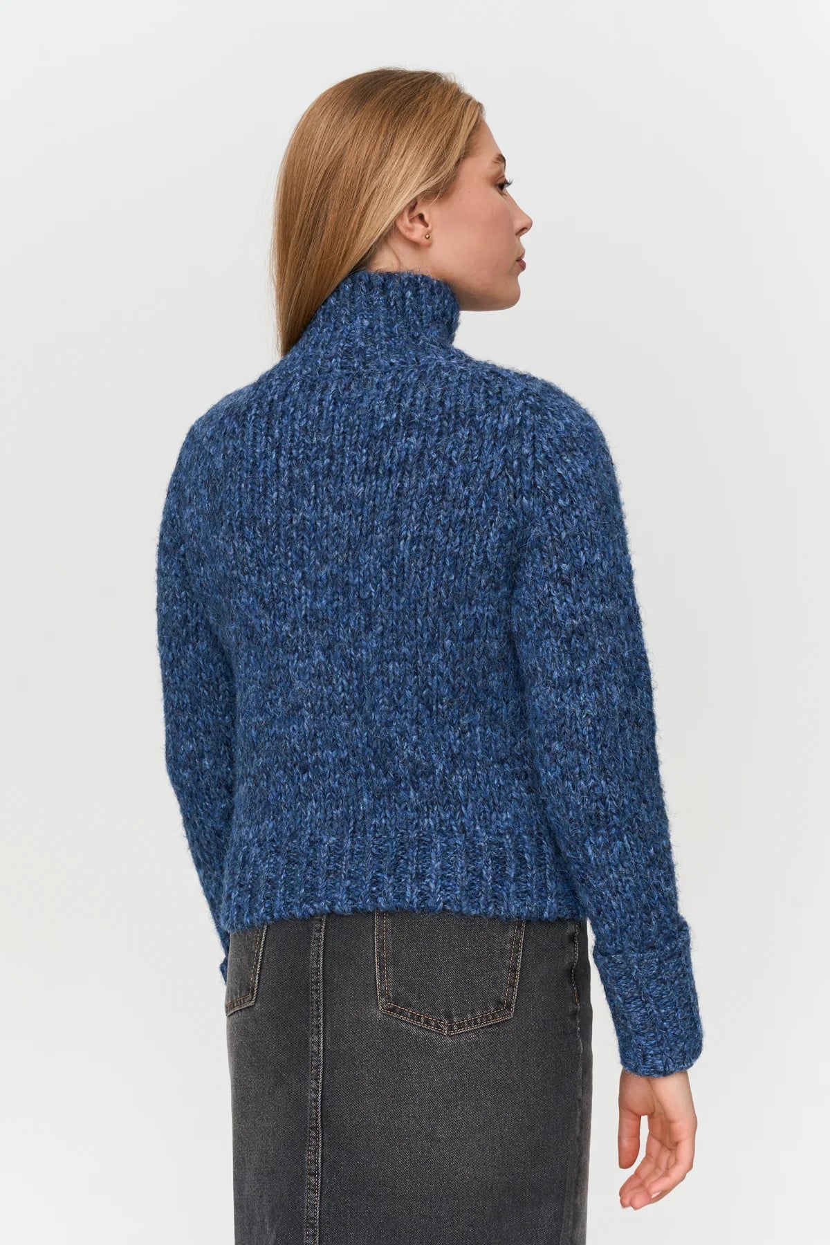 CHUNKY KNIT CARDIGAN  - BLUE