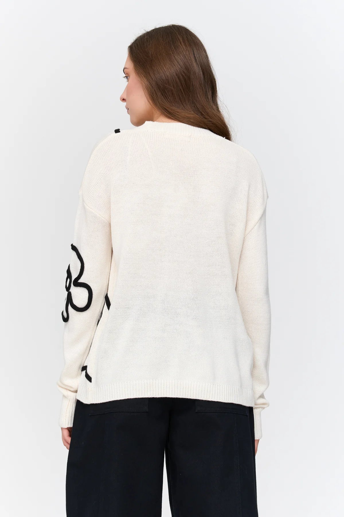 MOEMO SKETCH PULLOVER - WHITE