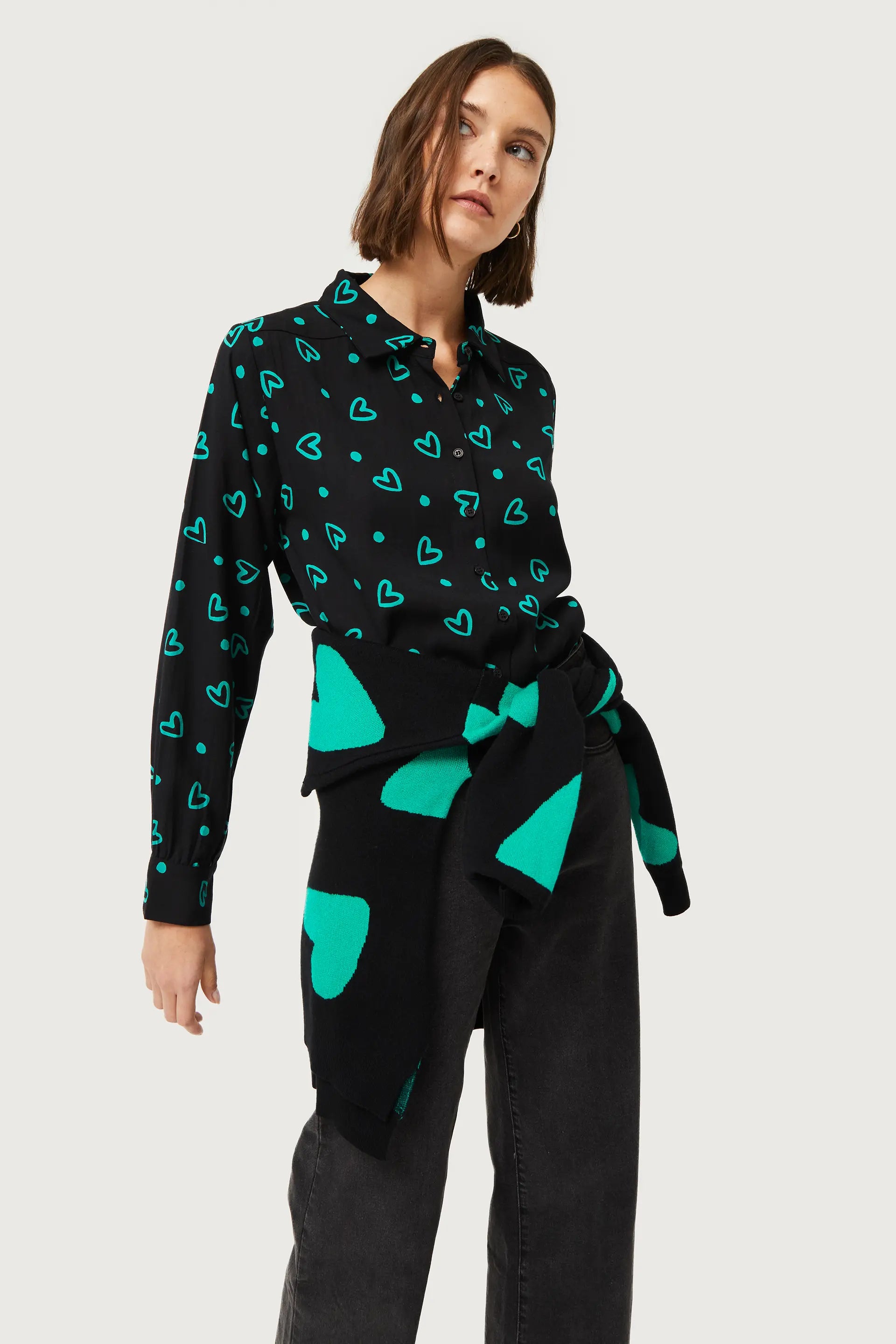 ARTY HEARTY PRINT SHIRT - BLACK & GREEN