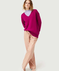 COMPAÑÍA FANTASTICA | KNITTED V-NECK PULLOVER - MAGENTA