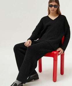 COMPAÑÍA FANTASTICA | KNITTED JUMPER - BLACK