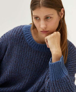 COMPAÑÍA FANTASTICA | SCALLOP KNIT PULLOVER - BLUE