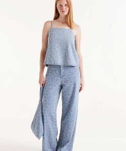 COMPAÑÍA FANTÁSTICA | DENIM FLOWER TOP - BLUE