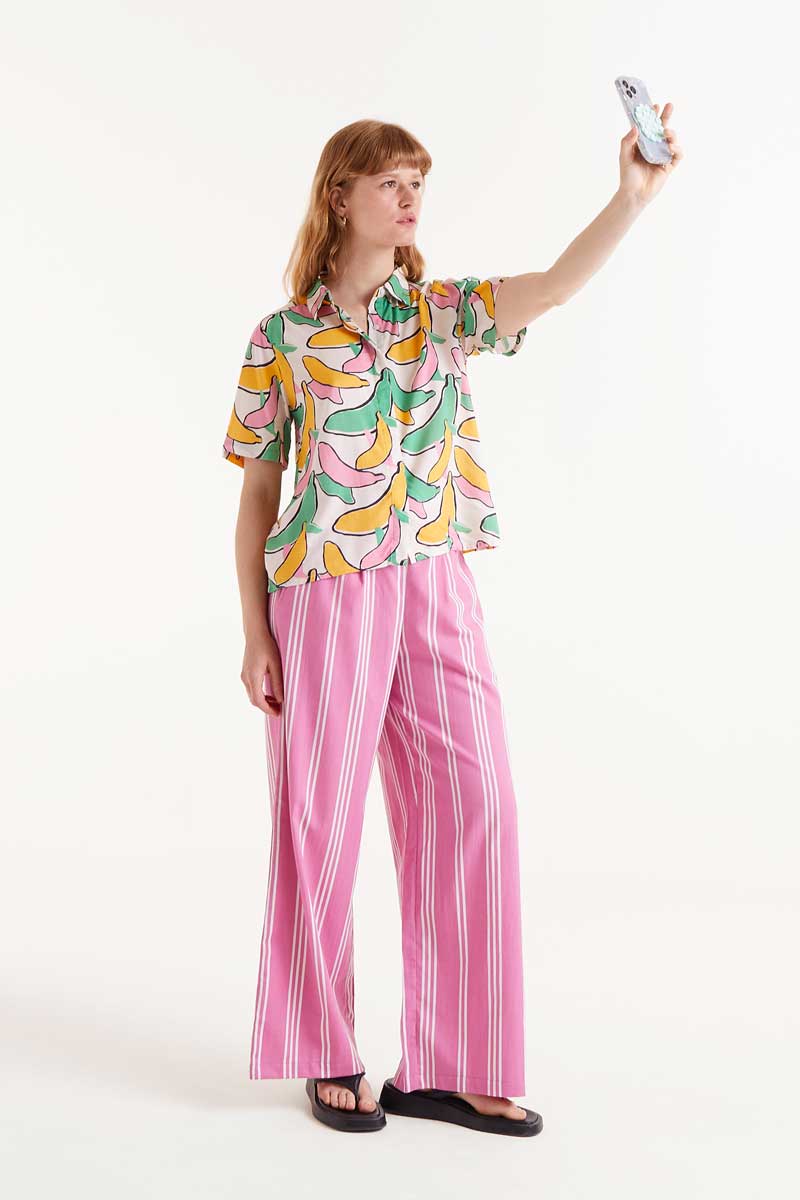 COMPAÑÍA FANTÁSTICA | BANANA ILLUSTRATION SS BLOUSE - WHITE