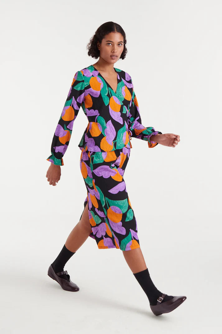 COMPAÑÍA FANTÁSTICA | APRICOT LS WRAP TOP - VIOLET