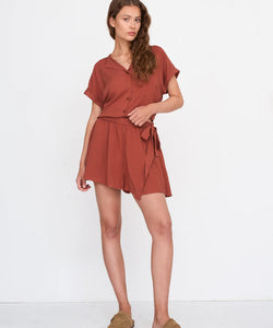 MINA BOW HW SHORTS - RUST