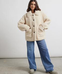 POLAR BEAR COAT - BEIGE