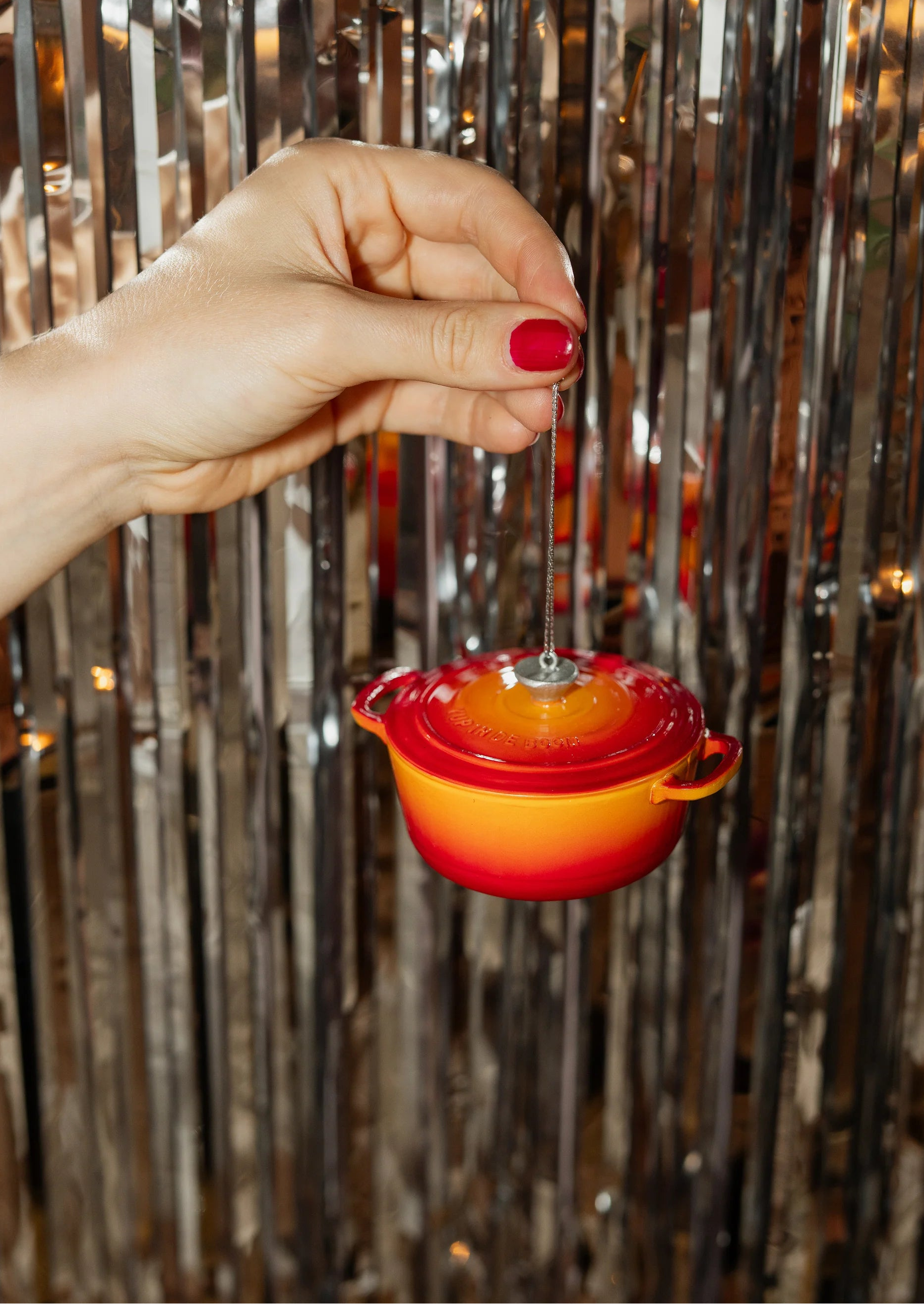 YUP IN DE BOOM | KERSTORNAMENT - LE CREUSET PAN ORANJE