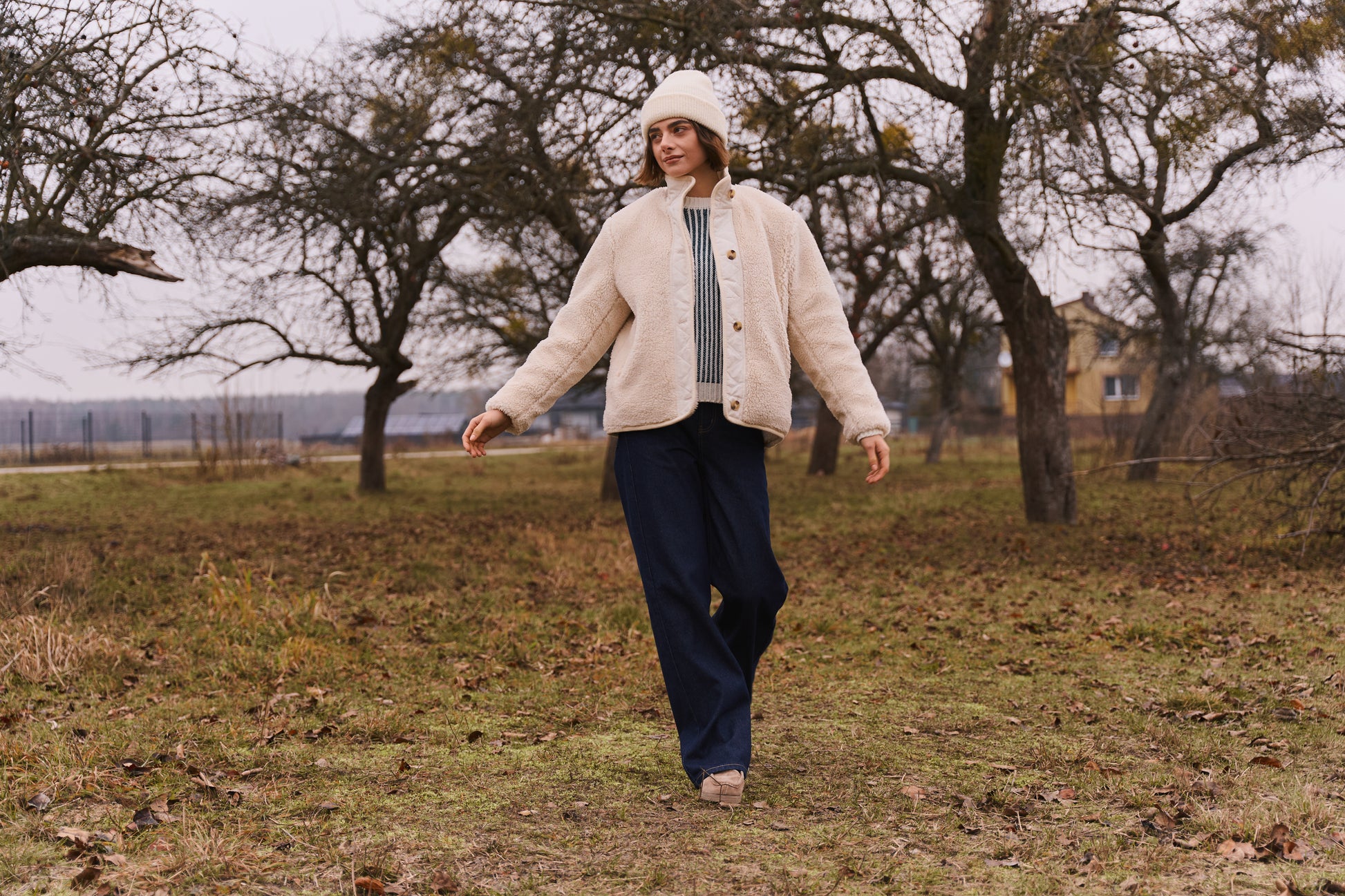 TEDDY QUILTED COAT - OFF WHITE