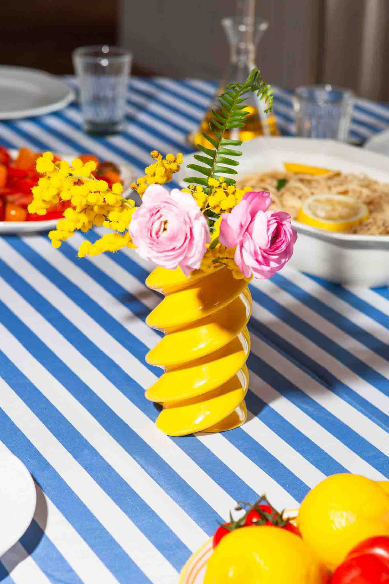 DOIY | DOLCE VITA FUSILLI VASE - YELLOW