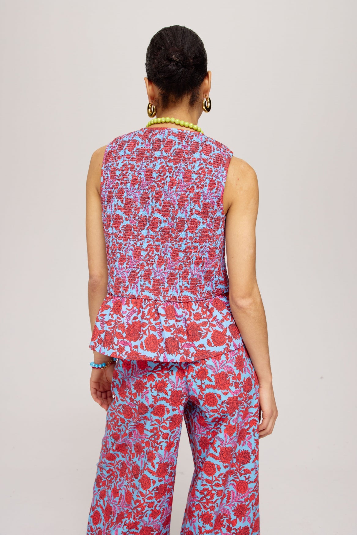 HARPER & YVE | CINDY SS VEST - FLIRTY FLOWER