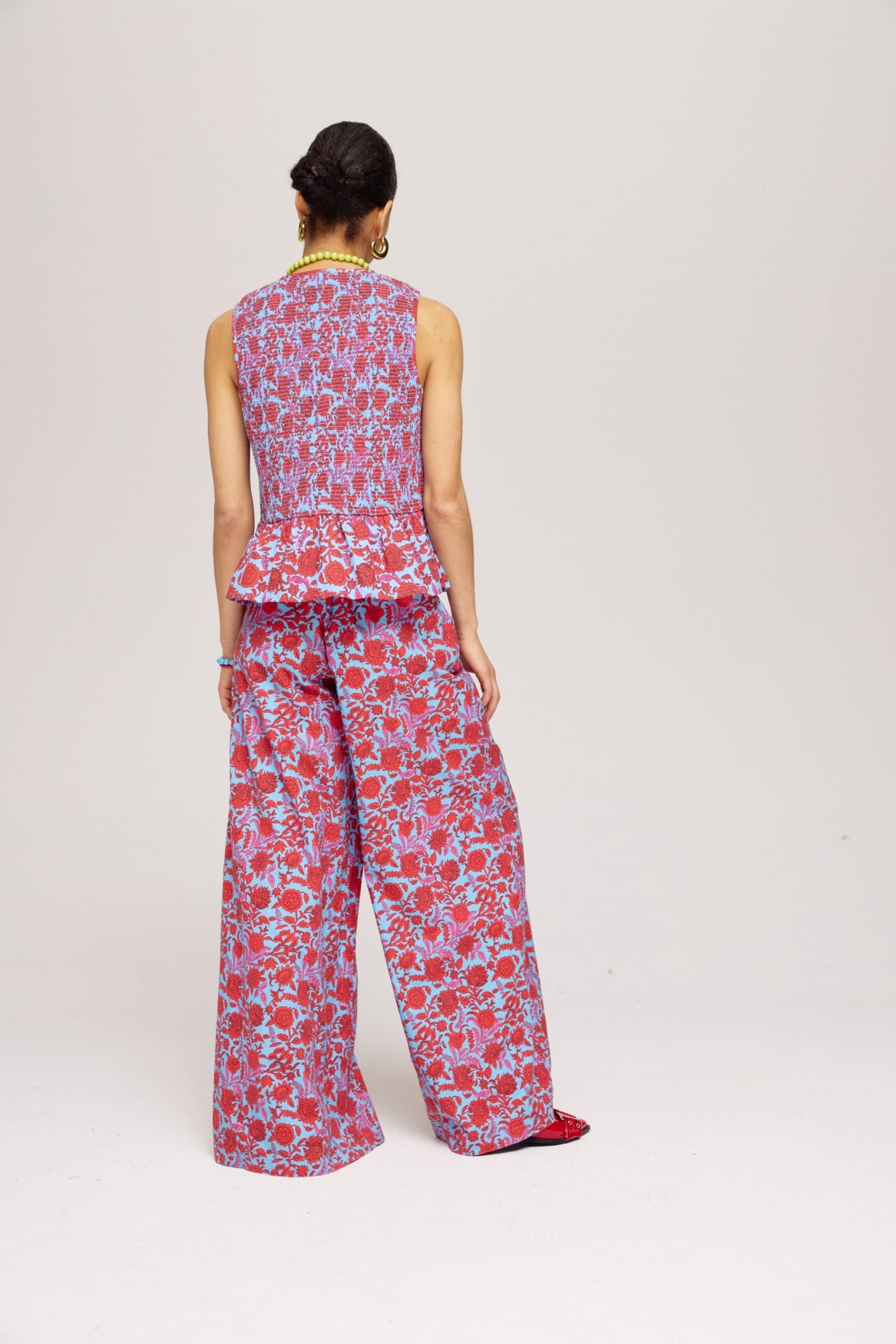 HARPER & YVE | CINDY SS VEST - FLIRTY FLOWER