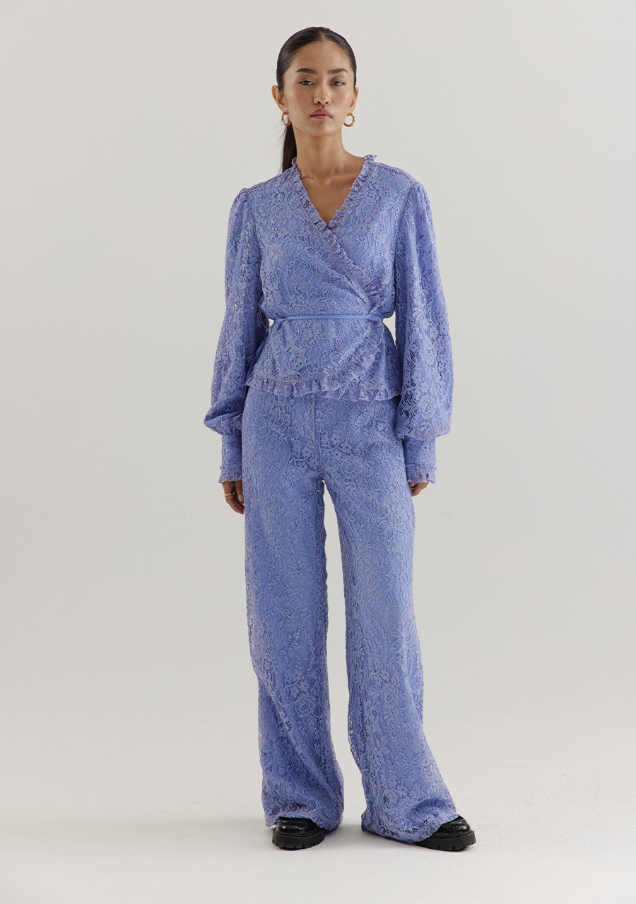 HARPER & YVE | COBY LS BLOUSE - ICY BLUE