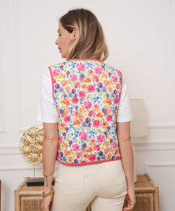 JAINE QUILTED FLOWER GILET -FUCHSIA
