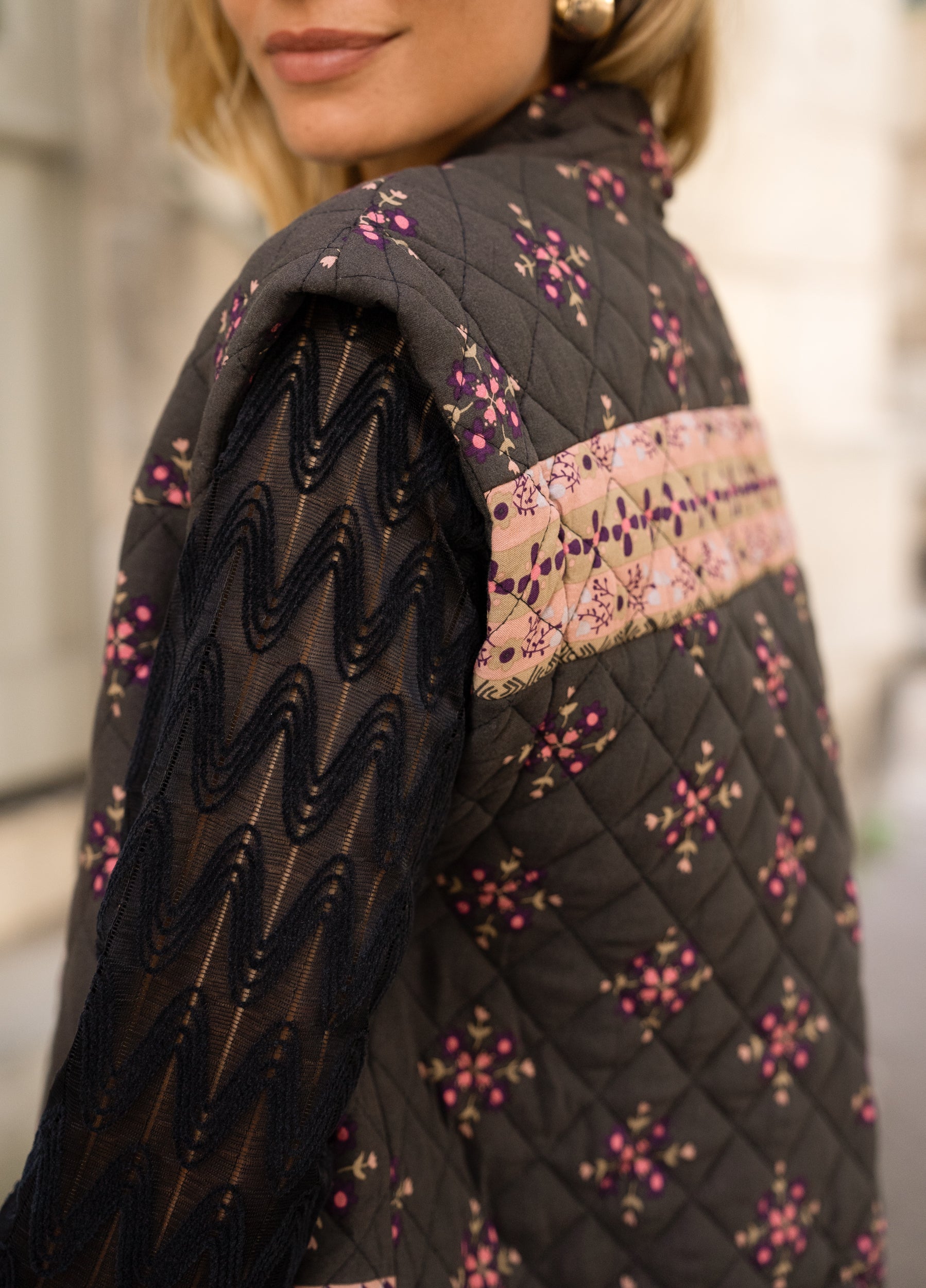 NILA QUILTED GILET - MULTI