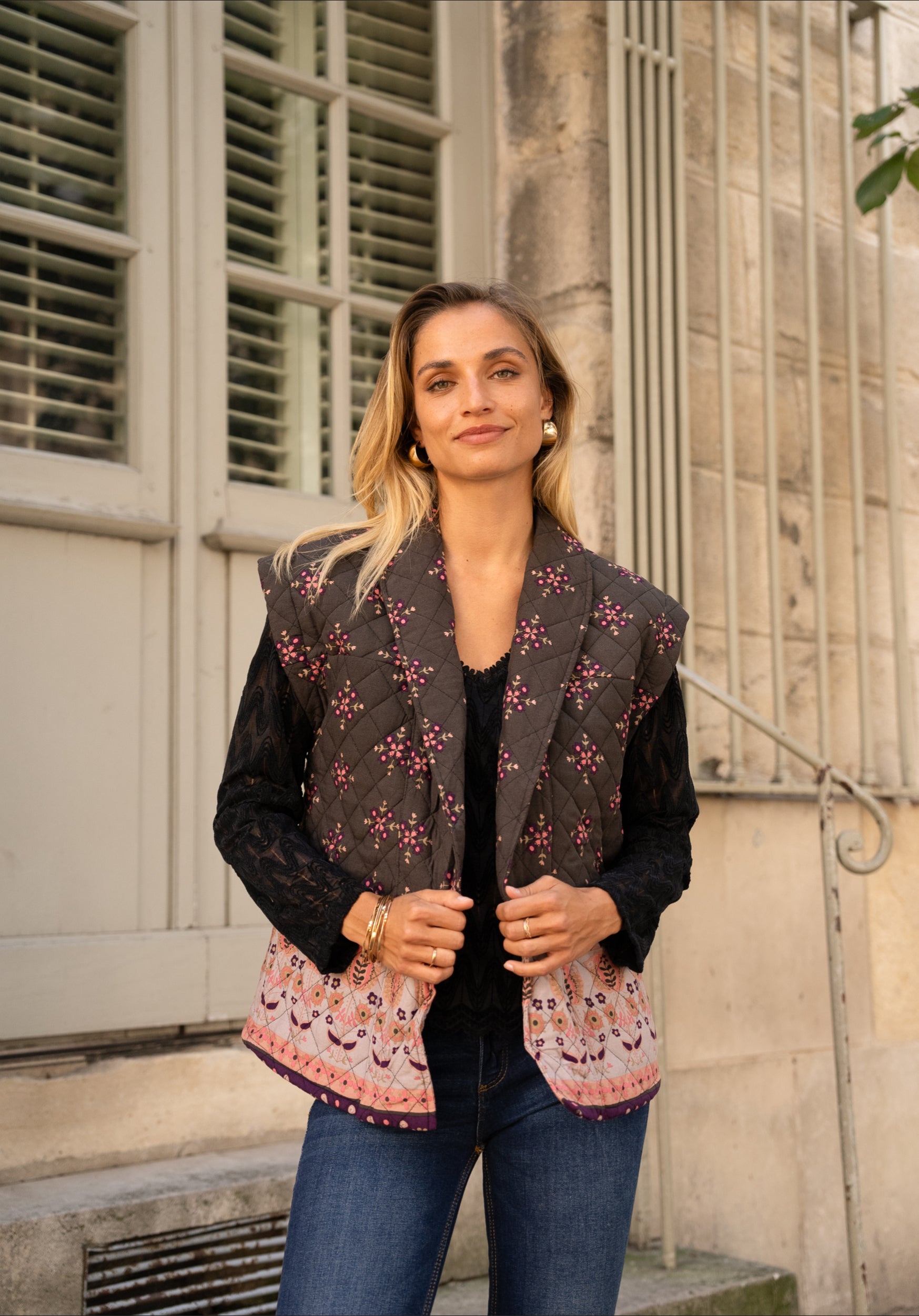 NILA QUILTED GILET - MULTI
