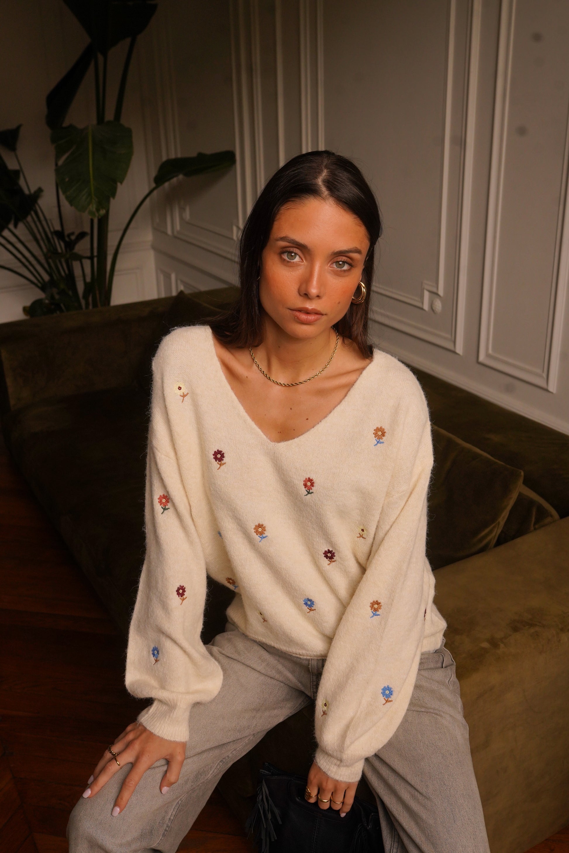 FLORIANE EMBROIDERY KNIT - OFFWHITE