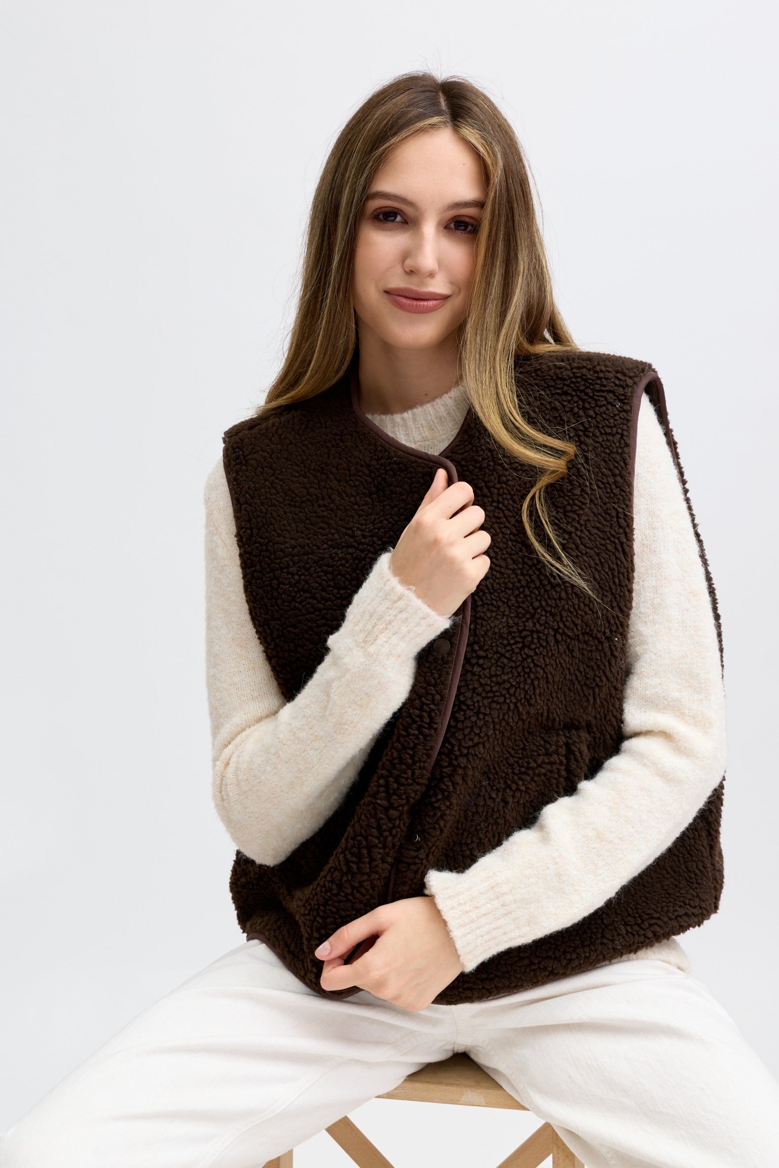 AUBREY TEDDY GILET - BROWN