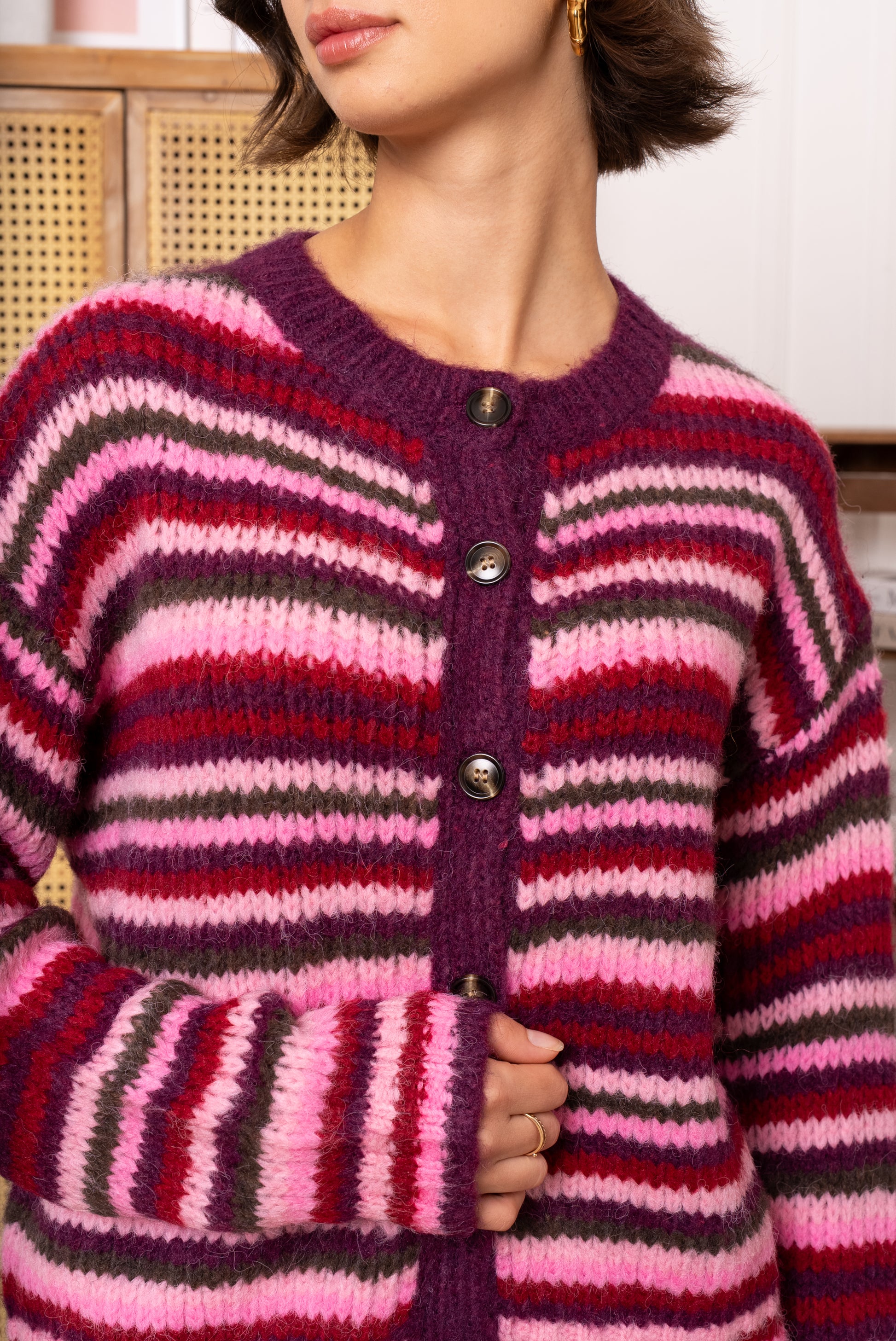 ROSEY STRIPED CARDIGAN - BORDEAUX