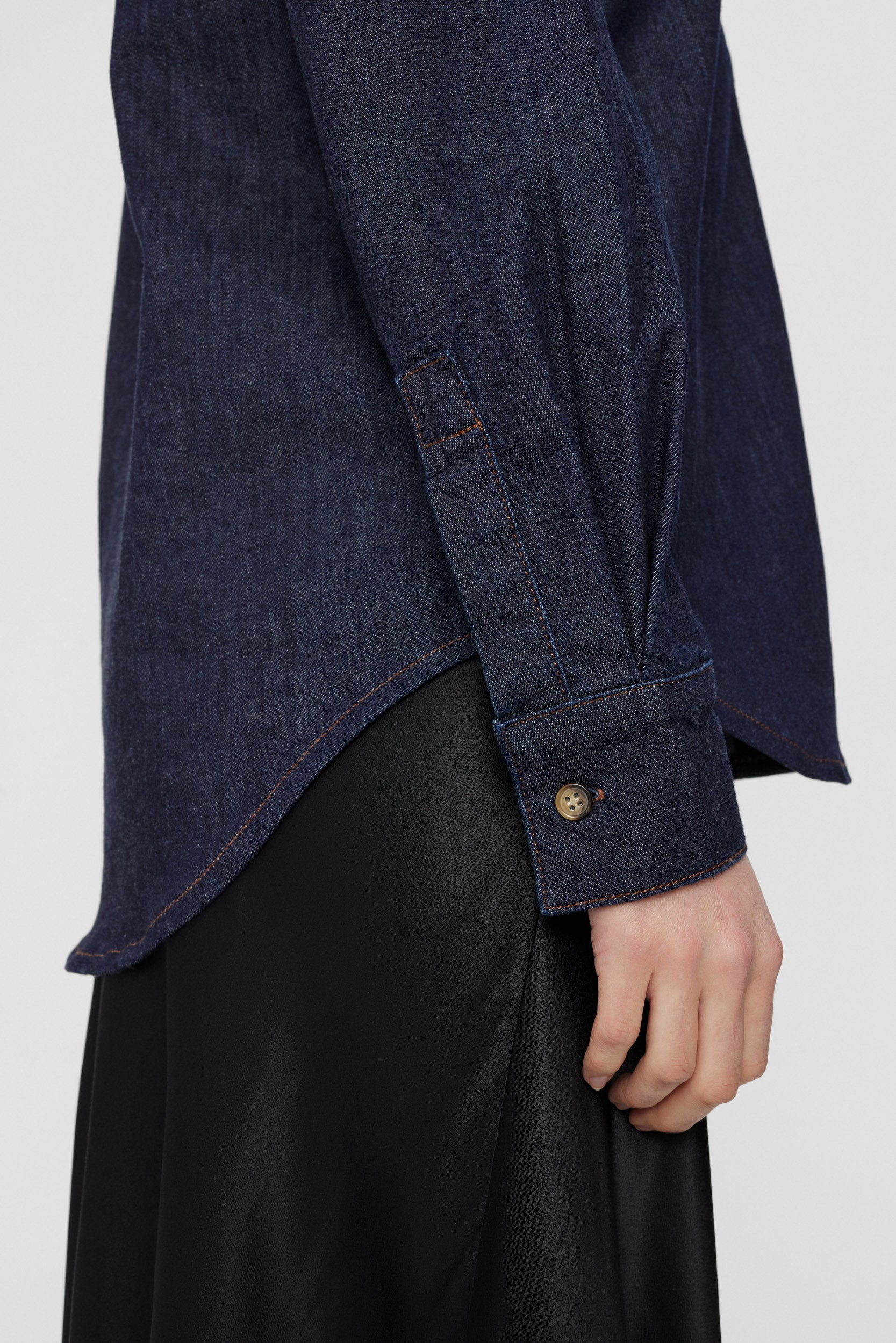 NUMPH | AMBER SHIRT - DARK BLUE DENIM