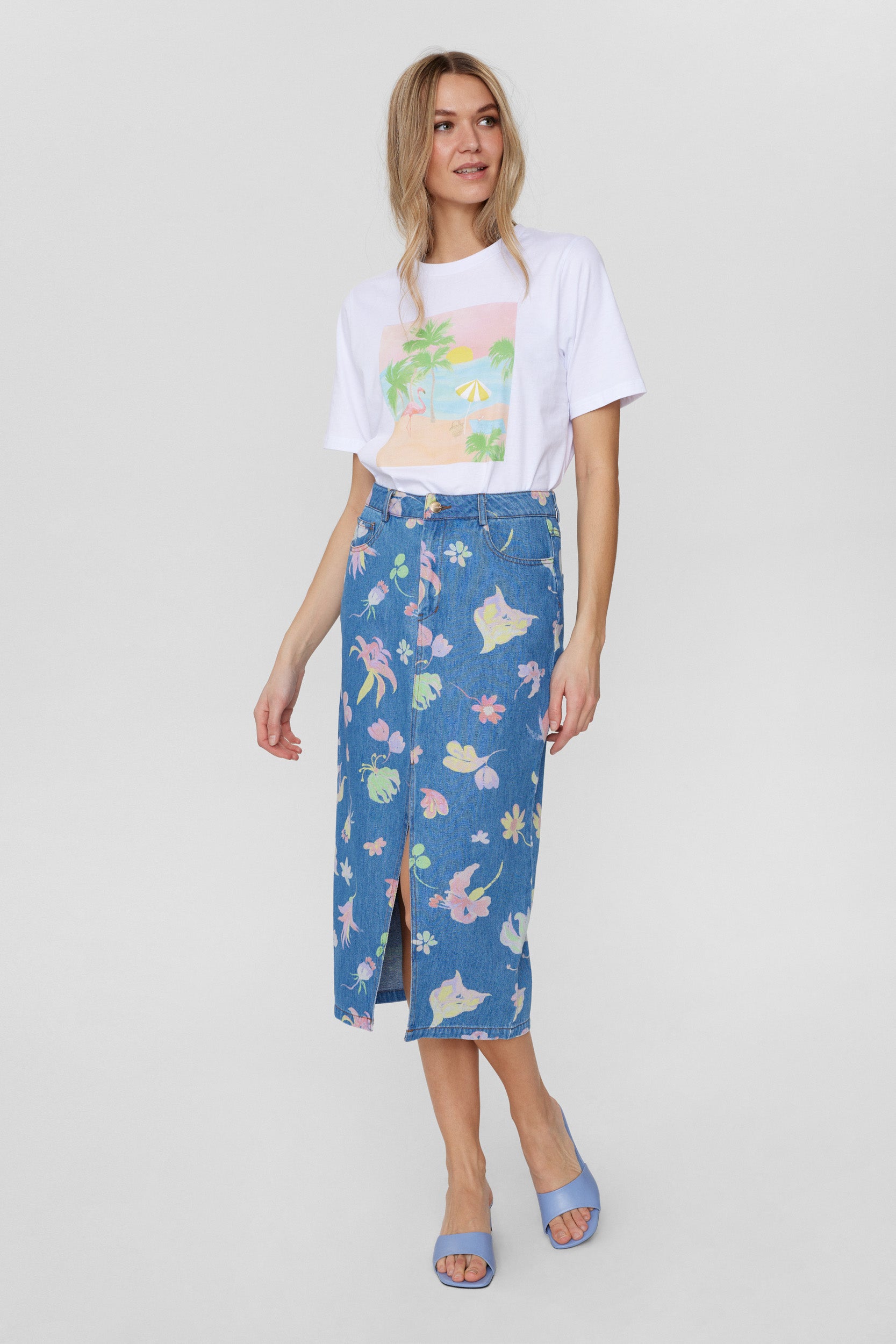 NUMPH | BILLY SKIRT - LIGHT BLUE DENIM