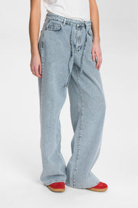 NÜMPH | BROOKLYN JEANS - LIGHT BLUE BLEACH