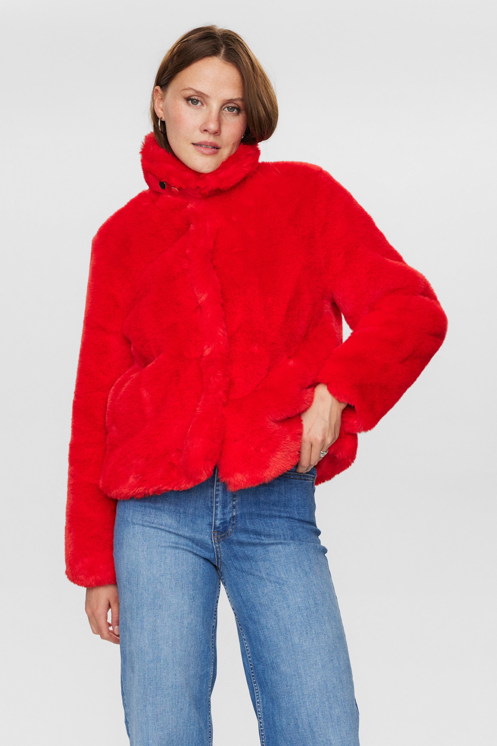 NUMPH | WINDA JACKET - HIGH RISK RED