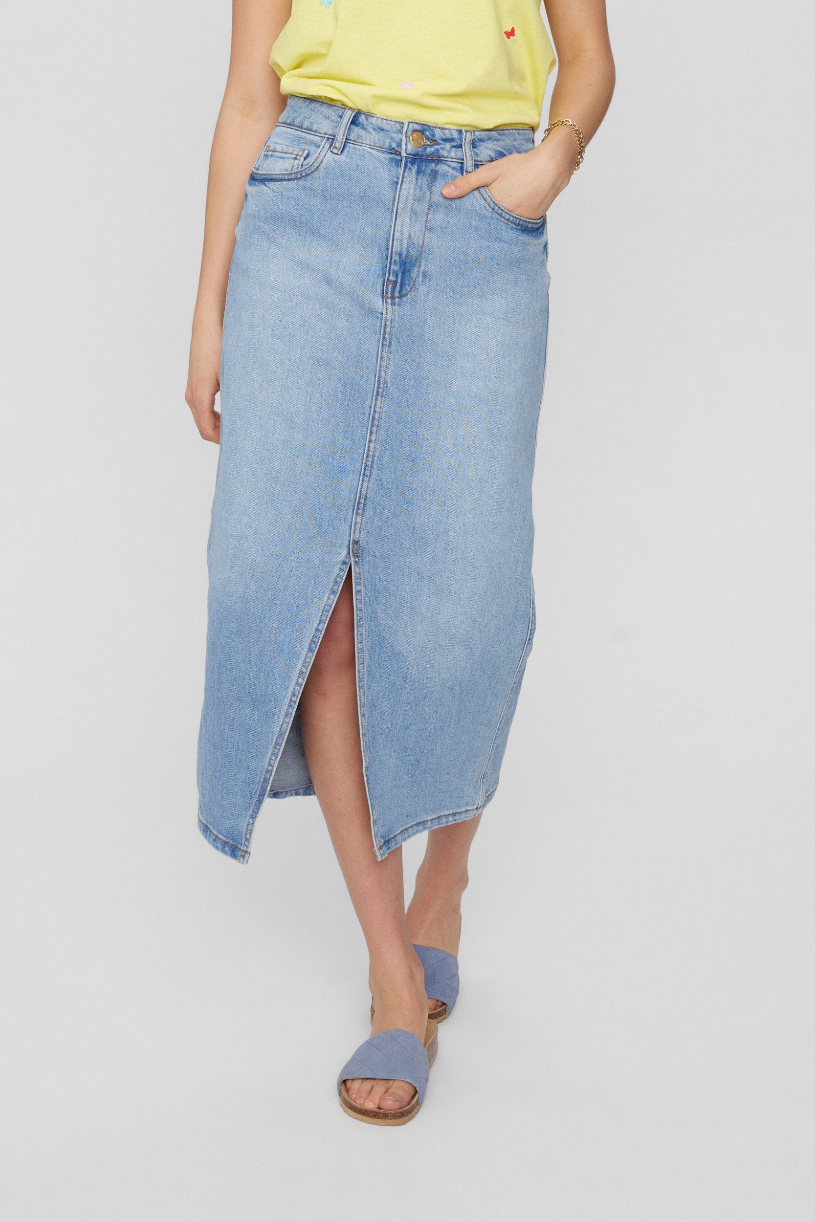 NUMPH | TORONTO SKIRT - MEDIUM BLUE DENIM