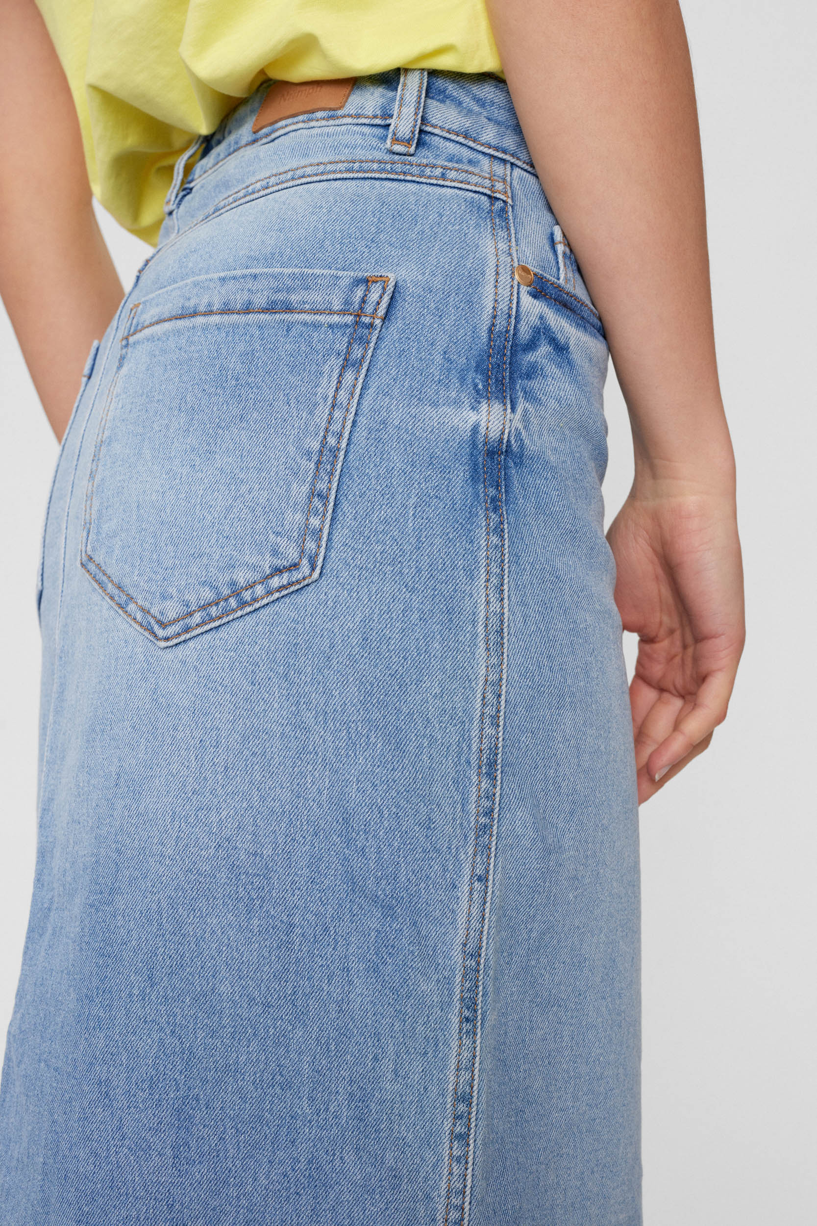 NUMPH | TORONTO SKIRT - MEDIUM BLUE DENIM