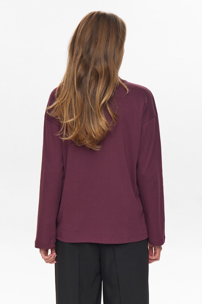 NÜMPH | GIRA SWEATER - WINETASTING