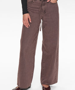 NÜMPH | BROOKLYN JEANS - BLACK COFFEE WASHED