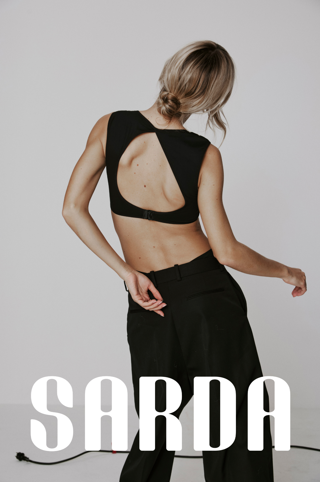 SARDA | AVIT BLACK - TOP