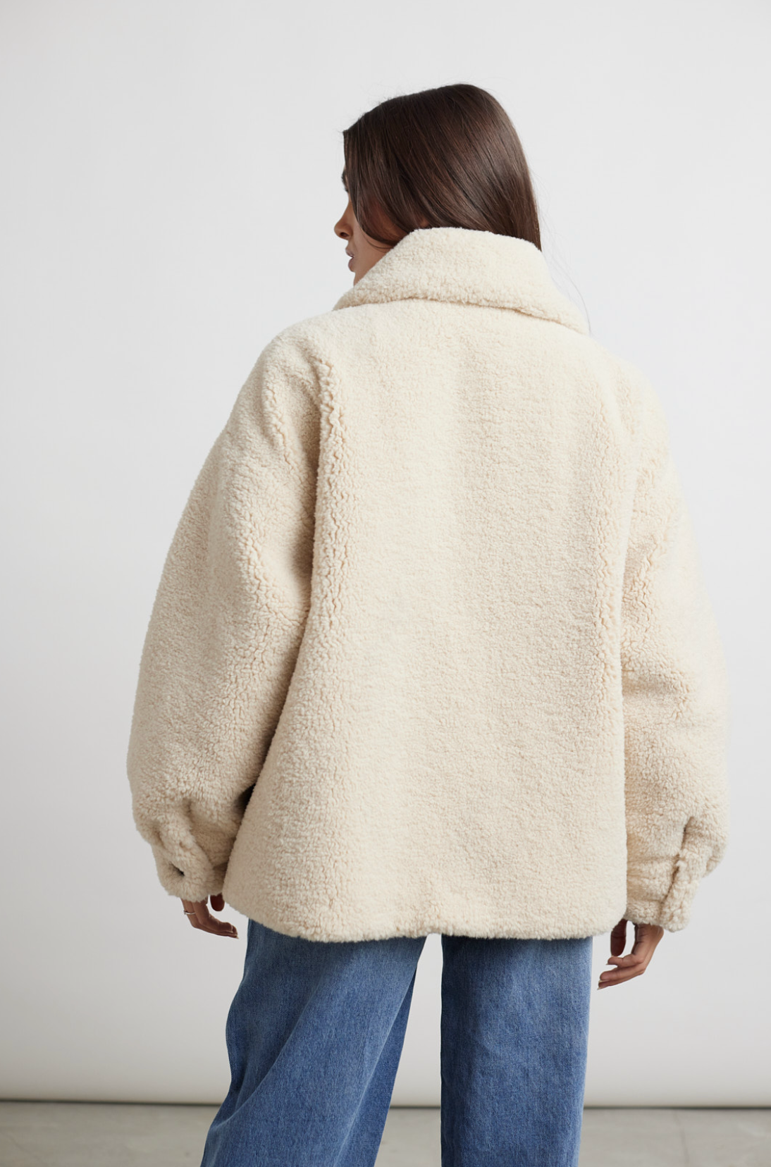 POLAR BEAR COAT - BEIGE