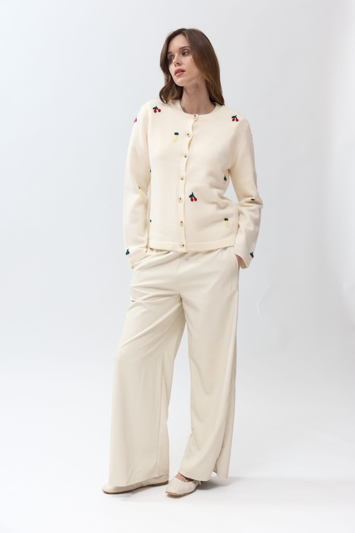 SUTTON EMBROIDERY CARDIGAN - ECRU