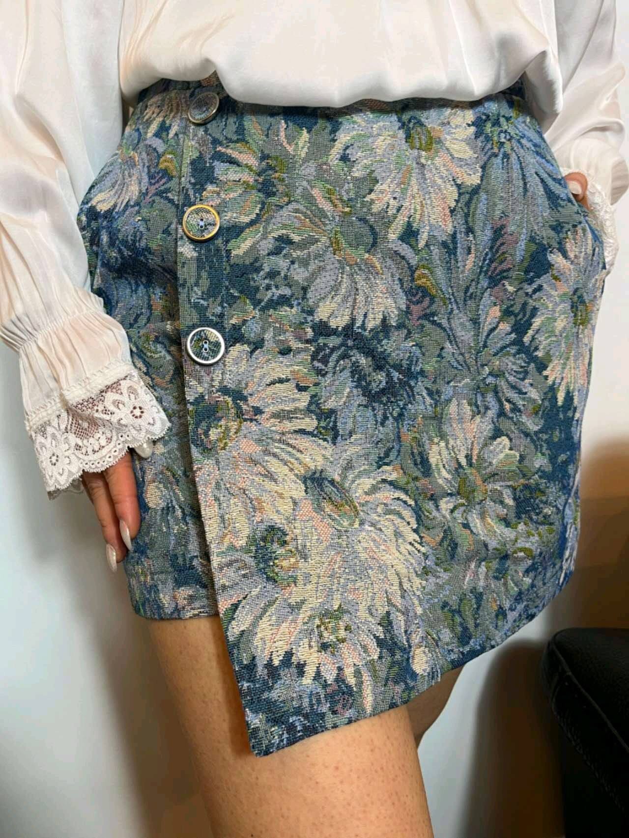 BLAIRE WOVEN SKORT - BLUE