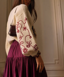 LOTTIE EMBROIDERY KNIT - BEIGE