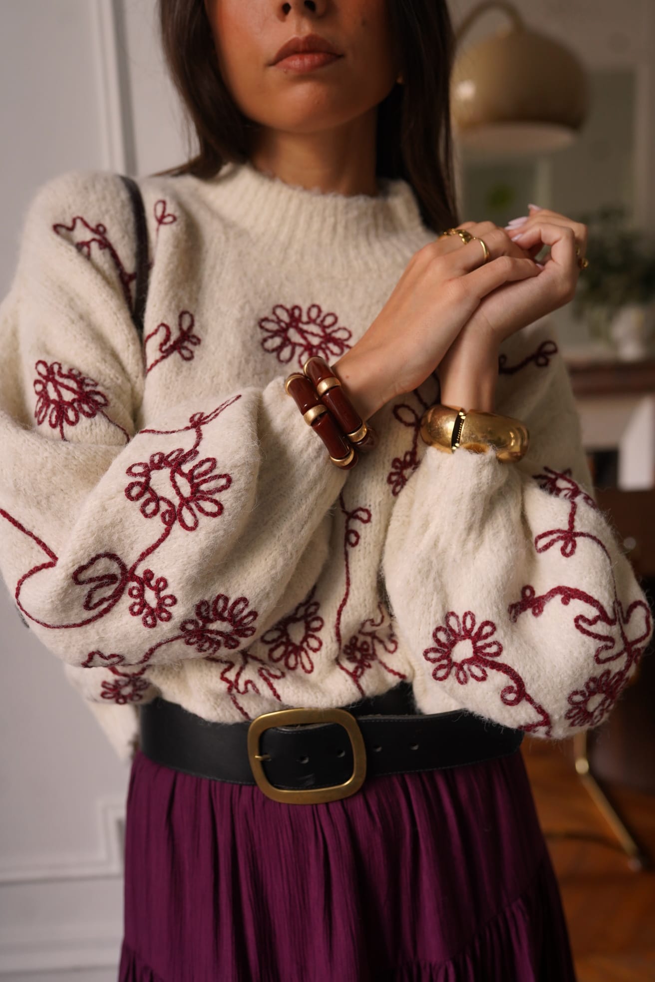 LOTTIE EMBROIDERY KNIT - BEIGE