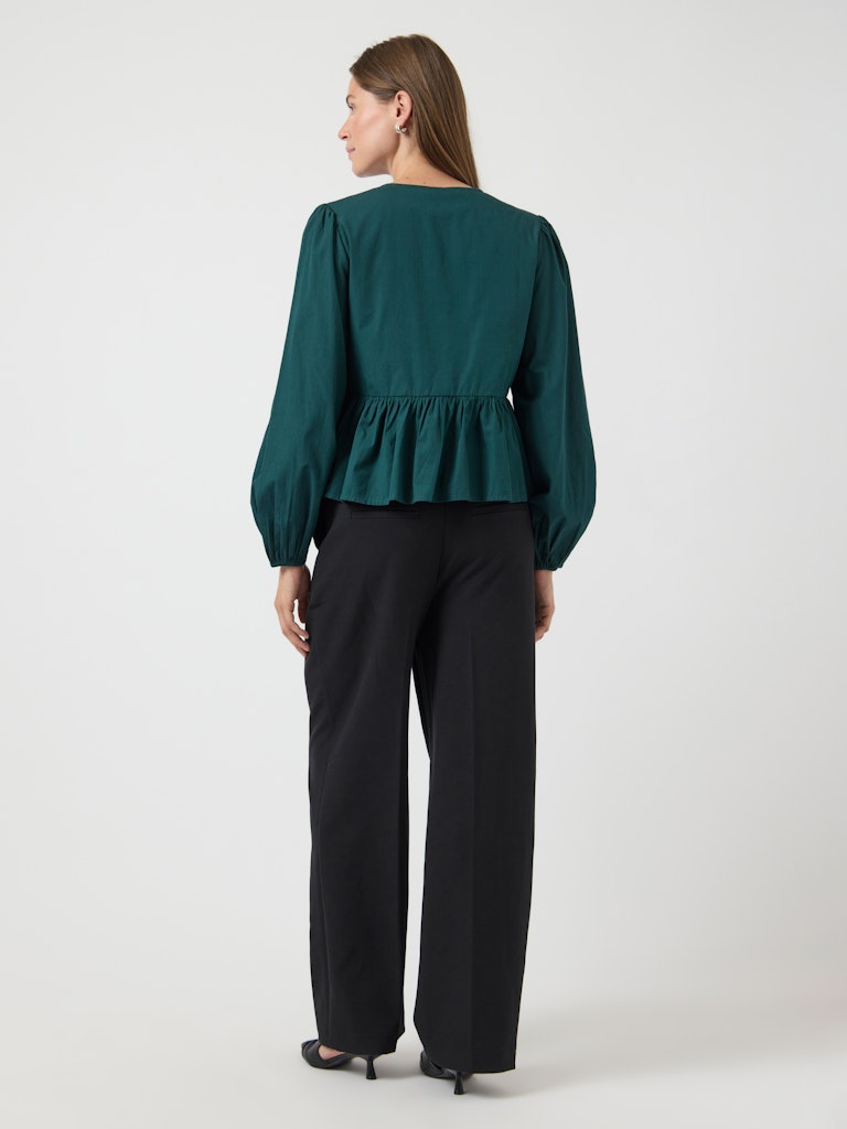 Y.A.S | EBBA LS TOP - PONDEROSA PINE