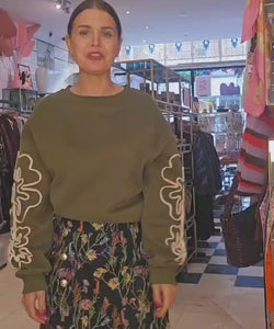 REVERY EMBROIDERY SWEAT - GREEN