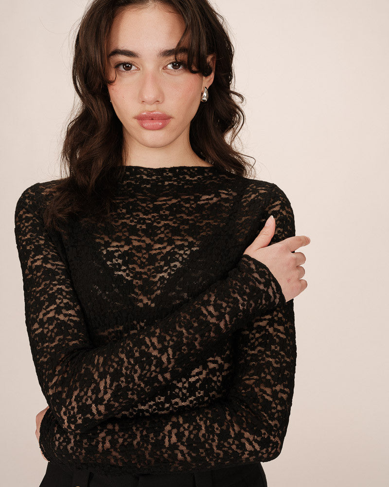 GRACE & MILA | SHADY LS LACE TOP - BLACK